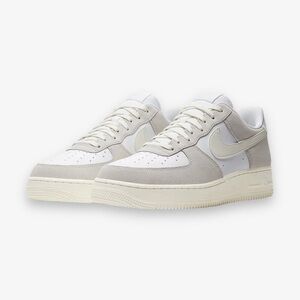 Nike Air Force 1 LV8 White Sail Platinum Tint Sneakers CW7584-100 Mens Sz 11 US